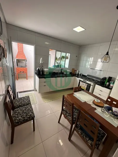 Foto 6 de Casa com 3 quartos à venda, 102m2 em Vila Helena, Santo Andre - SP