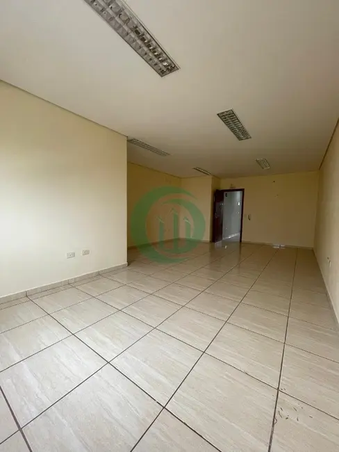 Foto 2 de Sala Comercial para alugar, 40m2 em Jardim do Estádio, Santo Andre - SP