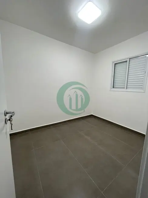 Foto 8 de Apartamento com 2 quartos para alugar, 49m2 em Jardim Cristiane, Santo Andre - SP