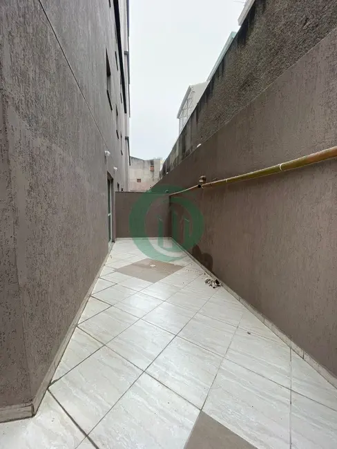 Foto 6 de Apartamento com 2 quartos para alugar, 49m2 em Jardim Cristiane, Santo Andre - SP