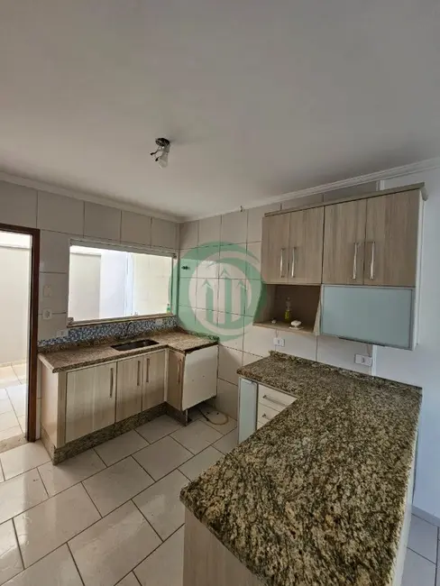 Foto 2 de Casa com 3 quartos à venda, 95m2 em Vila Helena, Santo Andre - SP