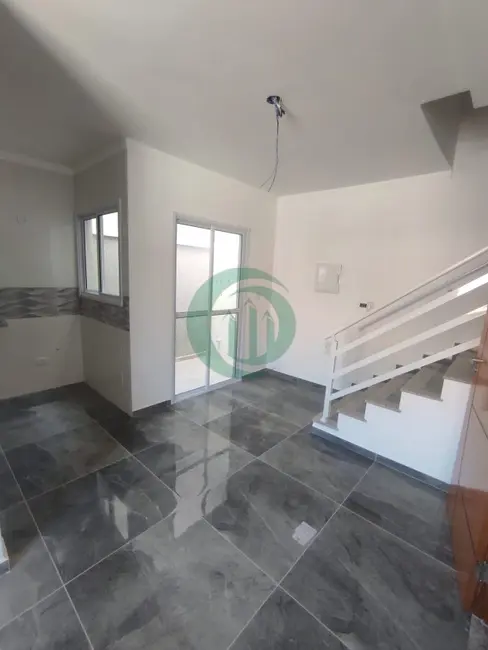Foto 1 de Casa com 2 quartos à venda, 88m2 em Vila Cecília Maria, Santo Andre - SP
