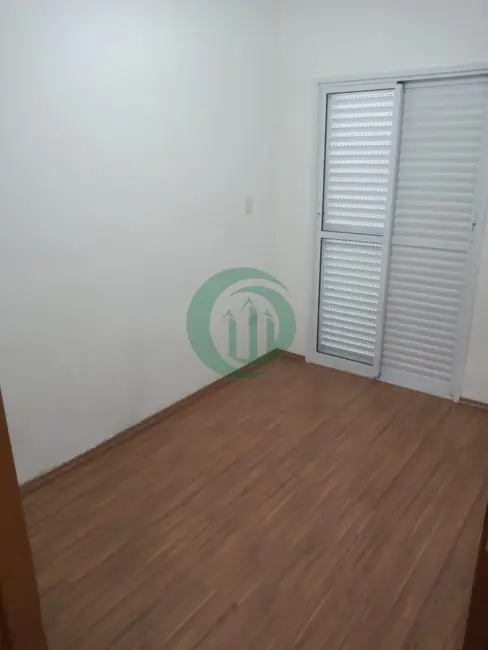 Apartamento com 2 quartos à venda, 37m2 em Jardim Las Vegas, Santo Andre - SP - imagem 4 Foto 4 de Apartamento com 2 quartos à venda, 37m2 em Jardim Las Vegas, Santo Andre - SP