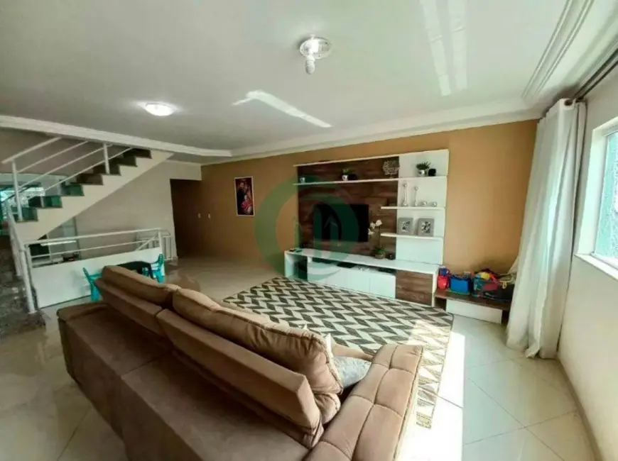 Foto 2 de Casa com 3 quartos à venda, 190m2 em Vila Linda, Santo Andre - SP