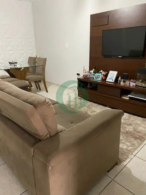 Foto 1 de Casa com 2 quartos à venda, 100m2 em Vila Liviero, São Paulo - SP
