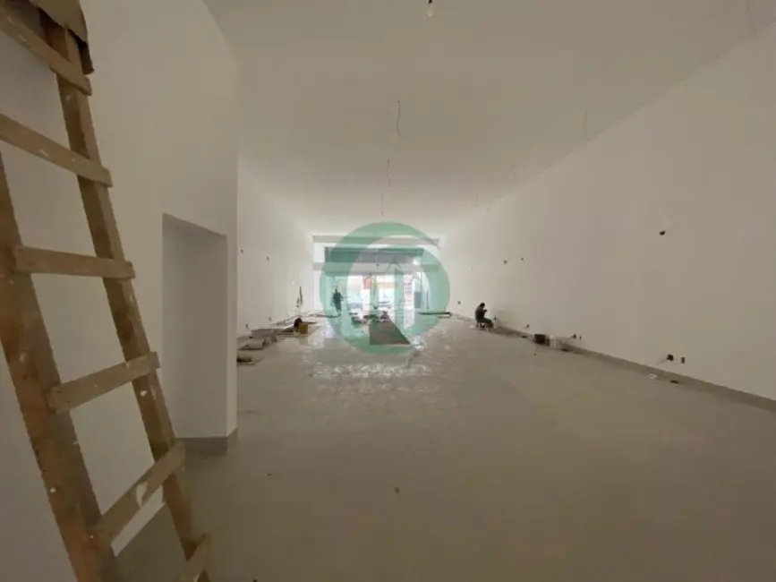 Sala Comercial para alugar, 270m2 em Vila Humaitá, Santo Andre - SP - imagem 2 Foto 2 de Sala Comercial para alugar, 270m2 em Vila Humaitá, Santo Andre - SP