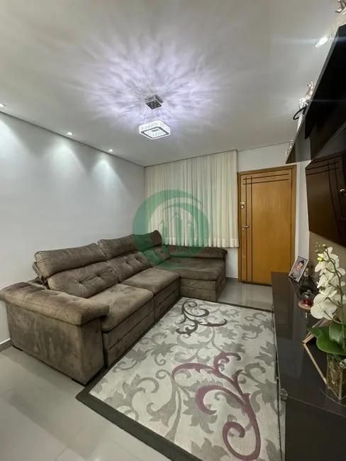 Foto 2 de Casa com 3 quartos à venda, 184m2 em Vila Cecília Maria, Santo Andre - SP