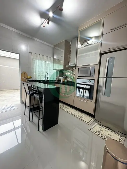 Foto 6 de Casa com 3 quartos à venda, 184m2 em Vila Cecília Maria, Santo Andre - SP