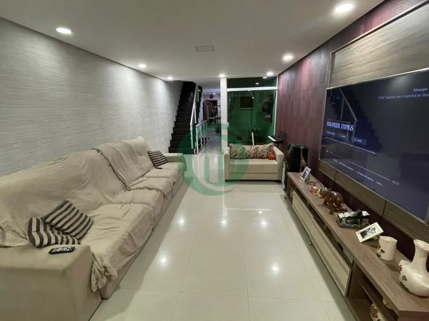 Foto 1 de Casa com 3 quartos à venda, 250m2 em Vila Assunção, Santo Andre - SP