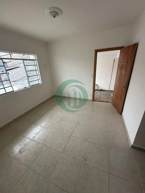 Foto 2 de Casa com 2 quartos à venda e para alugar, 130m2 em Vila Luzita, Santo Andre - SP