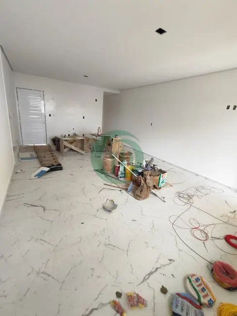 Foto 2 de Casa com 3 quartos à venda, 90m2 em Vila Vitória, Santo Andre - SP