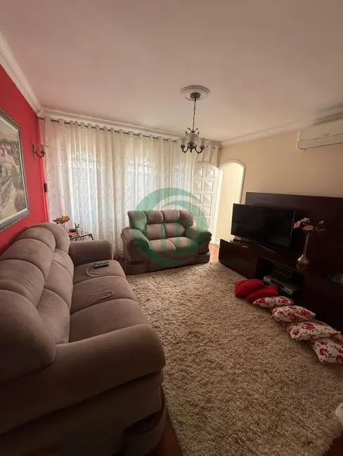 Foto 2 de Casa com 2 quartos à venda, 167m2 em Jardim Ipanema, Santo Andre - SP