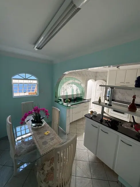 Foto 7 de Casa com 2 quartos à venda, 167m2 em Jardim Ipanema, Santo Andre - SP