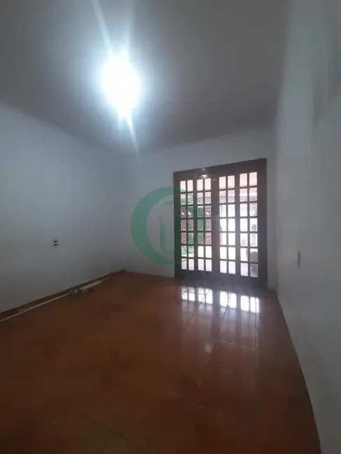 Foto 4 de Casa com 3 quartos para alugar, 300m2 em Vila Helena, Santo Andre - SP