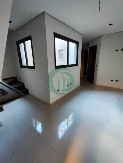 Apartamento com 2 quartos à venda, 80m2 em Jardim Santo André, Santo Andre - SP - imagem 3 Foto 3 de Apartamento com 2 quartos à venda, 80m2 em Jardim Santo André, Santo Andre - SP