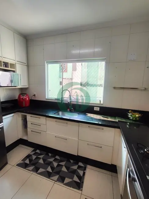 Casa com 3 quartos à venda, 166m2 em Jardim do Estádio, Santo Andre - SP - imagem 8 Foto 8 de Casa com 3 quartos à venda, 166m2 em Jardim do Estádio, Santo Andre - SP