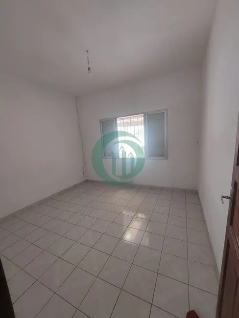 Foto 6 de Casa com 2 quartos para alugar, 228m2 em Vila Eldízia, Santo Andre - SP