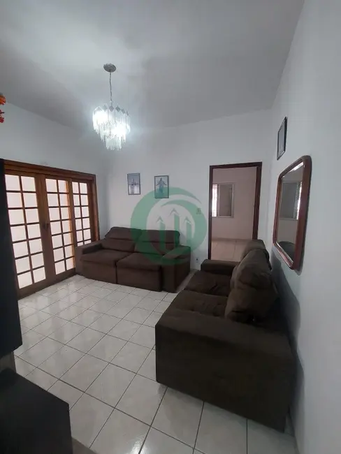 Foto 1 de Casa com 2 quartos para alugar, 228m2 em Vila Eldízia, Santo Andre - SP