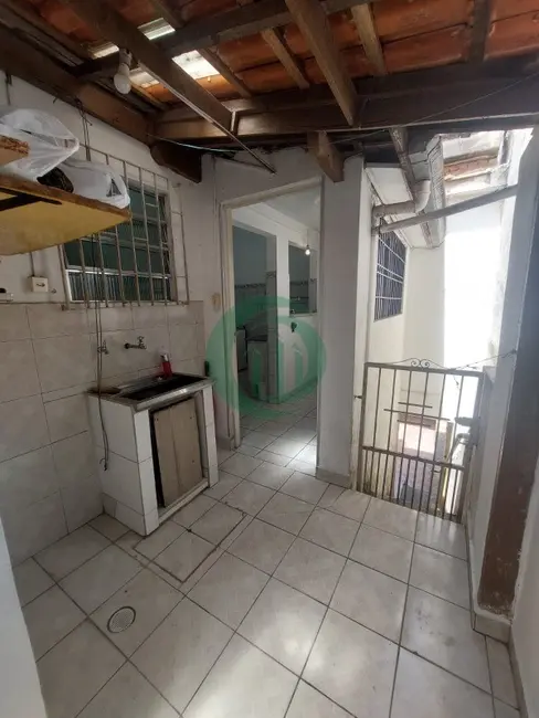 Foto 9 de Casa com 2 quartos para alugar, 228m2 em Vila Eldízia, Santo Andre - SP