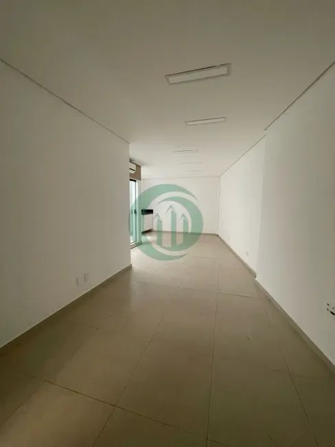 Foto 2 de Sala Comercial para alugar, 30m2 em Vila Gilda, Santo Andre - SP
