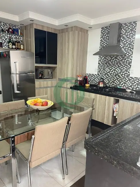 Casa com 2 quartos à venda, 200m2 em Vila Suíça, Santo Andre - SP - imagem 5 Foto 5 de Casa com 2 quartos à venda, 200m2 em Vila Suíça, Santo Andre - SP