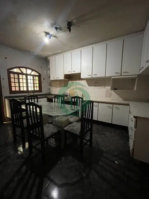 Foto 4 de Casa com 2 quartos para alugar, 150m2 em Jardim do Estádio, Santo Andre - SP