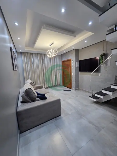 Foto 2 de Casa com 3 quartos à venda, 180m2 em Parque Marajoara, Santo Andre - SP