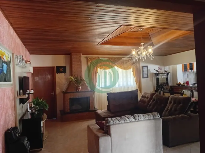 Foto 2 de Chácara com 5 quartos à venda, 400m2 em Pinhalzinho - SP