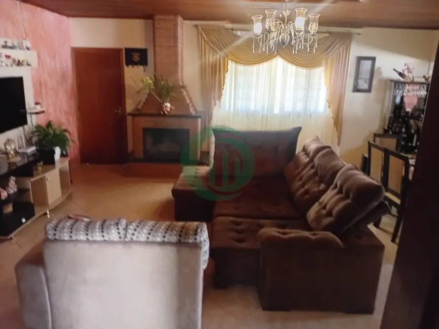 Foto 3 de Chácara com 5 quartos à venda, 400m2 em Pinhalzinho - SP