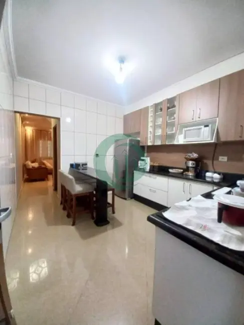 Foto 5 de Casa com 3 quartos à venda, 132m2 em Parque São Vicente, Maua - SP