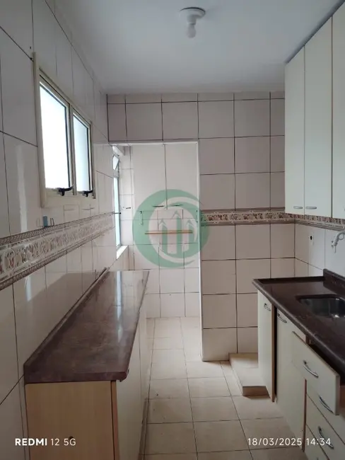 Foto 1 de Apartamento com 2 quartos para alugar, 55m2 em Jardim Santo André, Santo Andre - SP