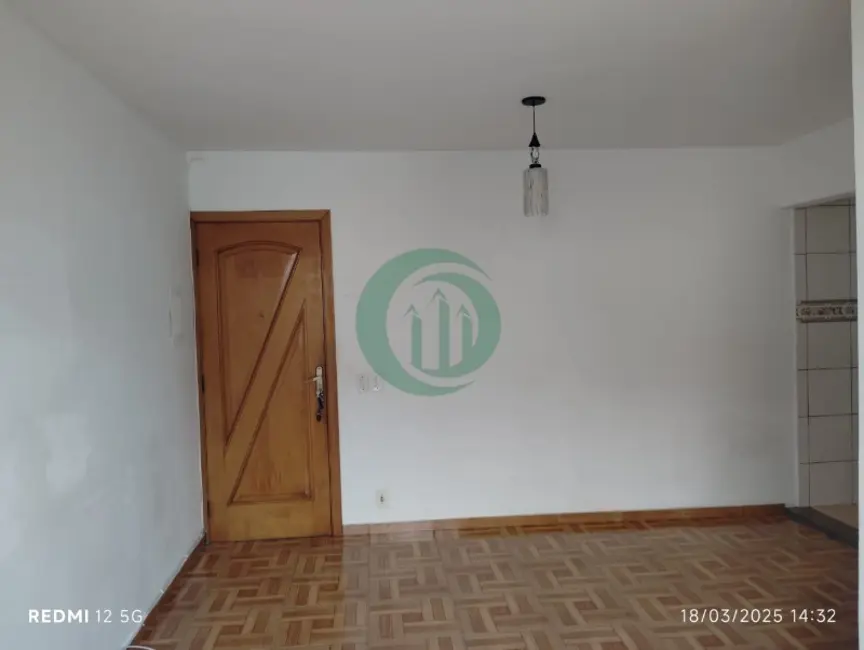 Foto 3 de Apartamento com 2 quartos para alugar, 55m2 em Jardim Santo André, Santo Andre - SP