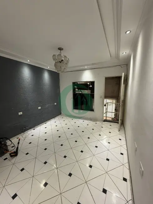 Casa com 2 quartos à venda, 167m2 em Jardim Santo André, Santo Andre - SP - imagem 3 Foto 3 de Casa com 2 quartos à venda, 167m2 em Jardim Santo André, Santo Andre - SP