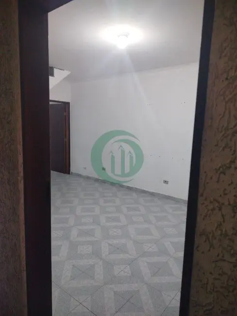 Casa com 3 quartos à venda, 185m2 em Jardim Las Vegas, Santo Andre - SP - imagem 3 Foto 3 de Casa com 3 quartos à venda, 185m2 em Jardim Las Vegas, Santo Andre - SP