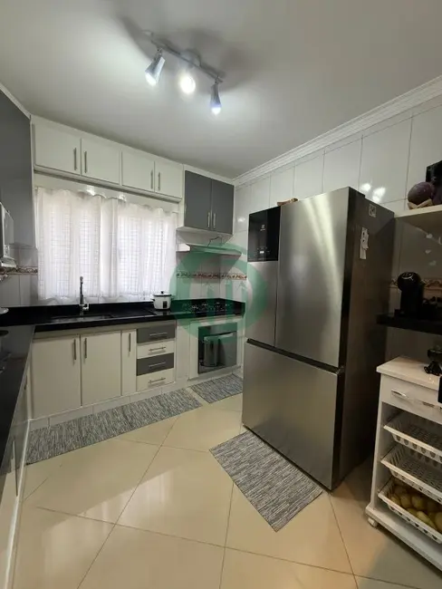 Foto 7 de Casa com 3 quartos à venda, 167m2 em Vila Mazzei, Santo Andre - SP