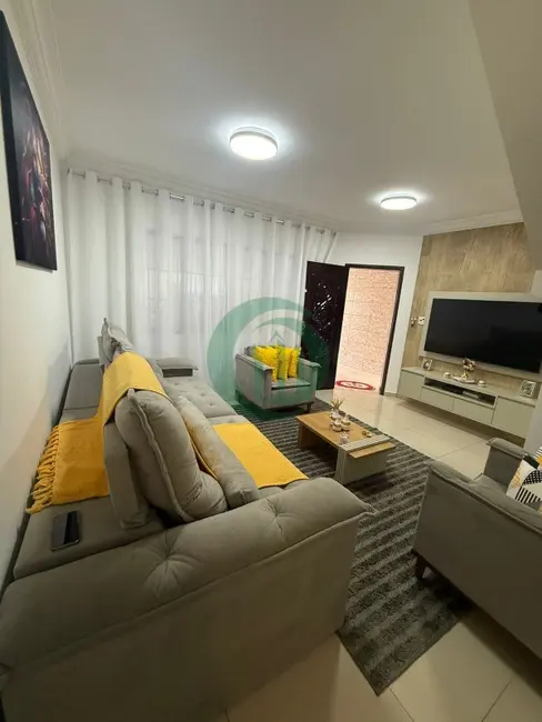 Foto 2 de Casa com 3 quartos à venda, 167m2 em Vila Mazzei, Santo Andre - SP