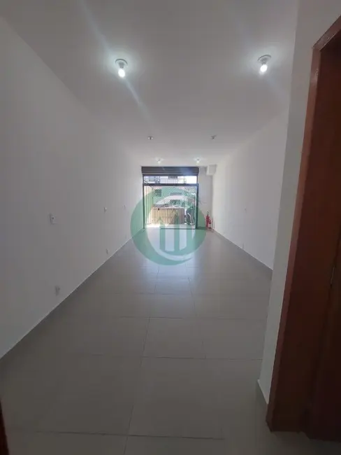 Foto 1 de Sala Comercial para alugar, 40m2 em Jardim do Estádio, Santo Andre - SP