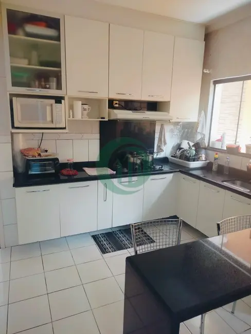 Foto 7 de Casa com 3 quartos à venda, 212m2 em Vila Helena, Santo Andre - SP
