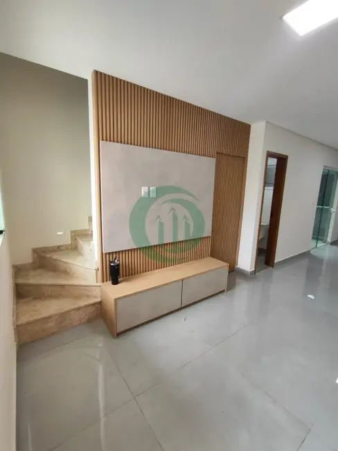 Foto 2 de Casa com 3 quartos à venda, 140m2 em Vila Camilópolis, Santo Andre - SP