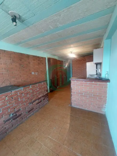 Casa com 1 quarto para alugar, 45m2 em Vila Metalúrgica, Santo Andre - SP - imagem 1 Foto 1 de Casa com 1 quarto para alugar, 45m2 em Vila Metalúrgica, Santo Andre - SP