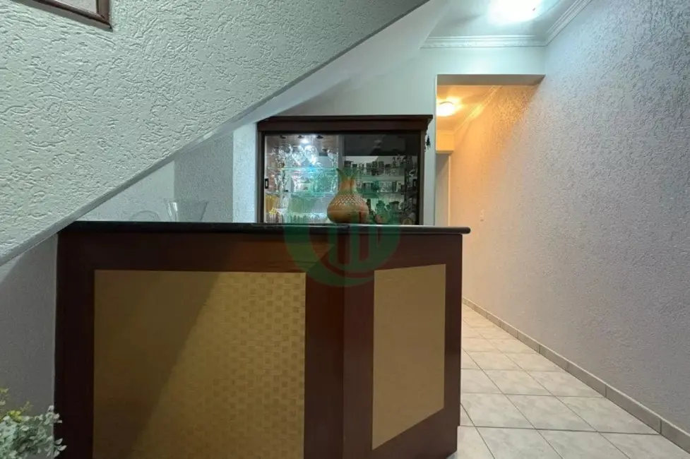 Foto 5 de Casa com 3 quartos para alugar, 183m2 em Parque Gerassi, Santo Andre - SP