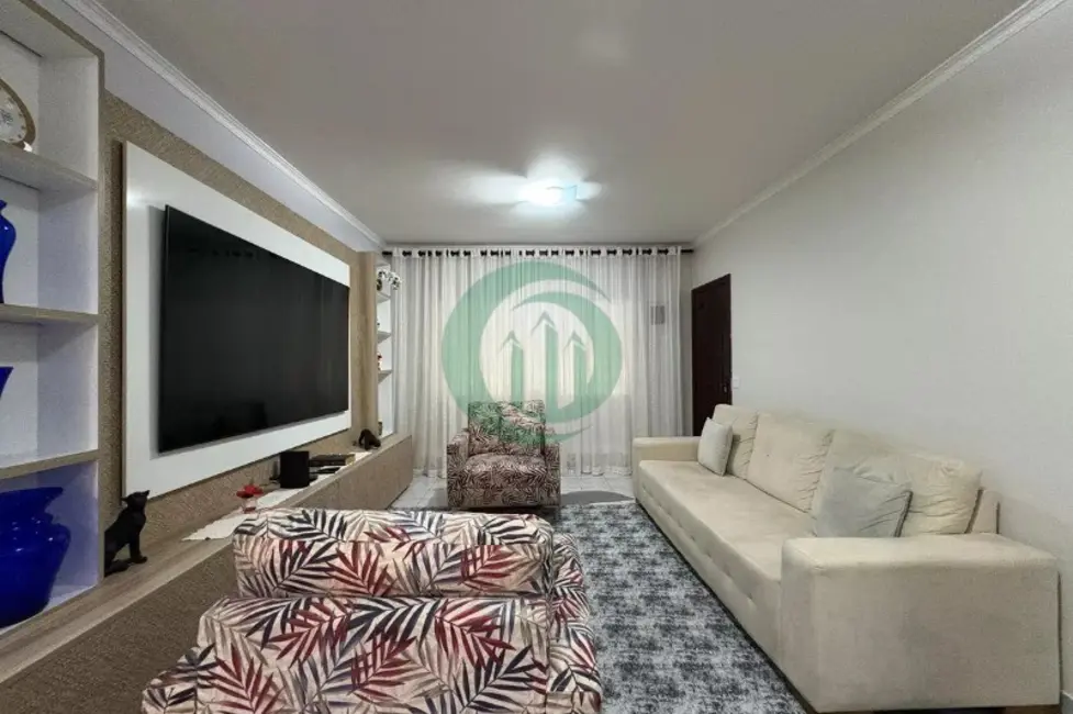 Foto 3 de Casa com 3 quartos para alugar, 183m2 em Parque Gerassi, Santo Andre - SP