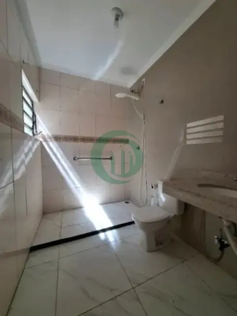 Foto 6 de Casa com 2 quartos para alugar, 240m2 em Rudge Ramos, Sao Bernardo Do Campo - SP