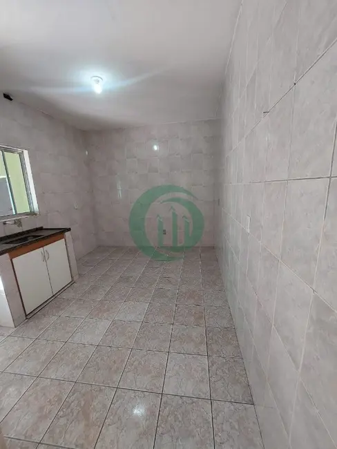 Foto 1 de Casa com 1 quarto para alugar, 35m2 em Jardim do Estádio, Santo Andre - SP