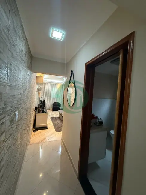 Foto 9 de Casa com 2 quartos à venda, 231m2 em Parque Marajoara, Santo Andre - SP