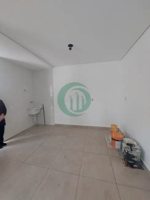 Foto 2 de Casa com 1 quarto para alugar, 50m2 em Vila Guarani, Santo Andre - SP