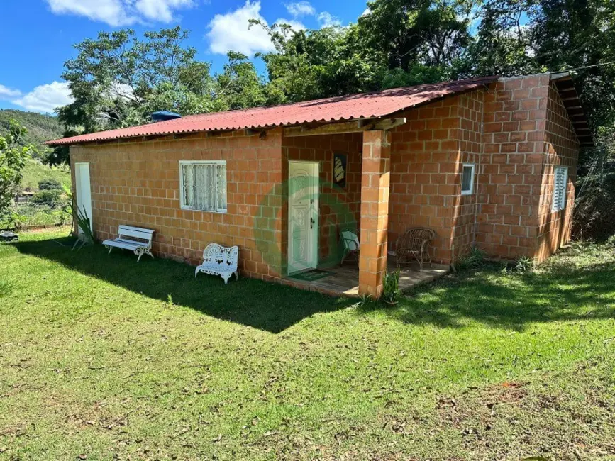 Chácara com 3 quartos à venda, 90m2 em Toledo - MG - imagem 6 Foto 6 de Chácara com 3 quartos à venda, 90m2 em Toledo - MG