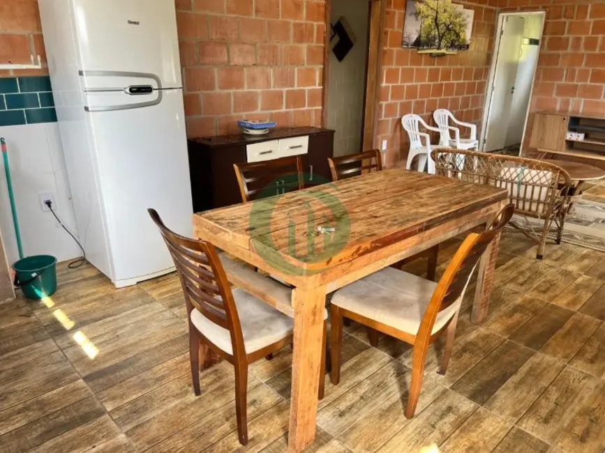 Foto 6 de Chácara com 3 quartos à venda, 90m2 em Toledo - MG