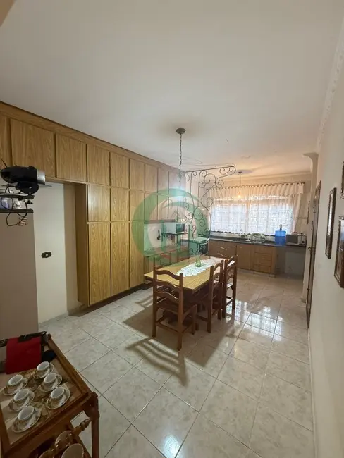 Foto 5 de Casa com 2 quartos à venda e para alugar, 171m2 em Campestre, Santo Andre - SP
