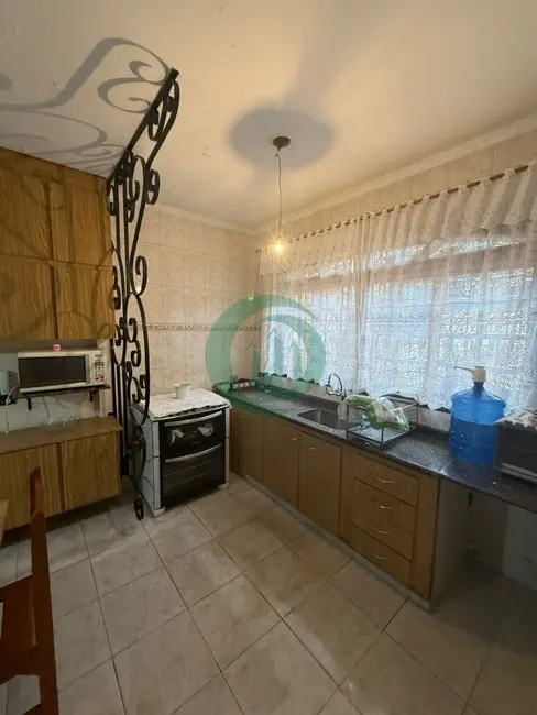 Foto 6 de Casa com 2 quartos à venda e para alugar, 171m2 em Campestre, Santo Andre - SP